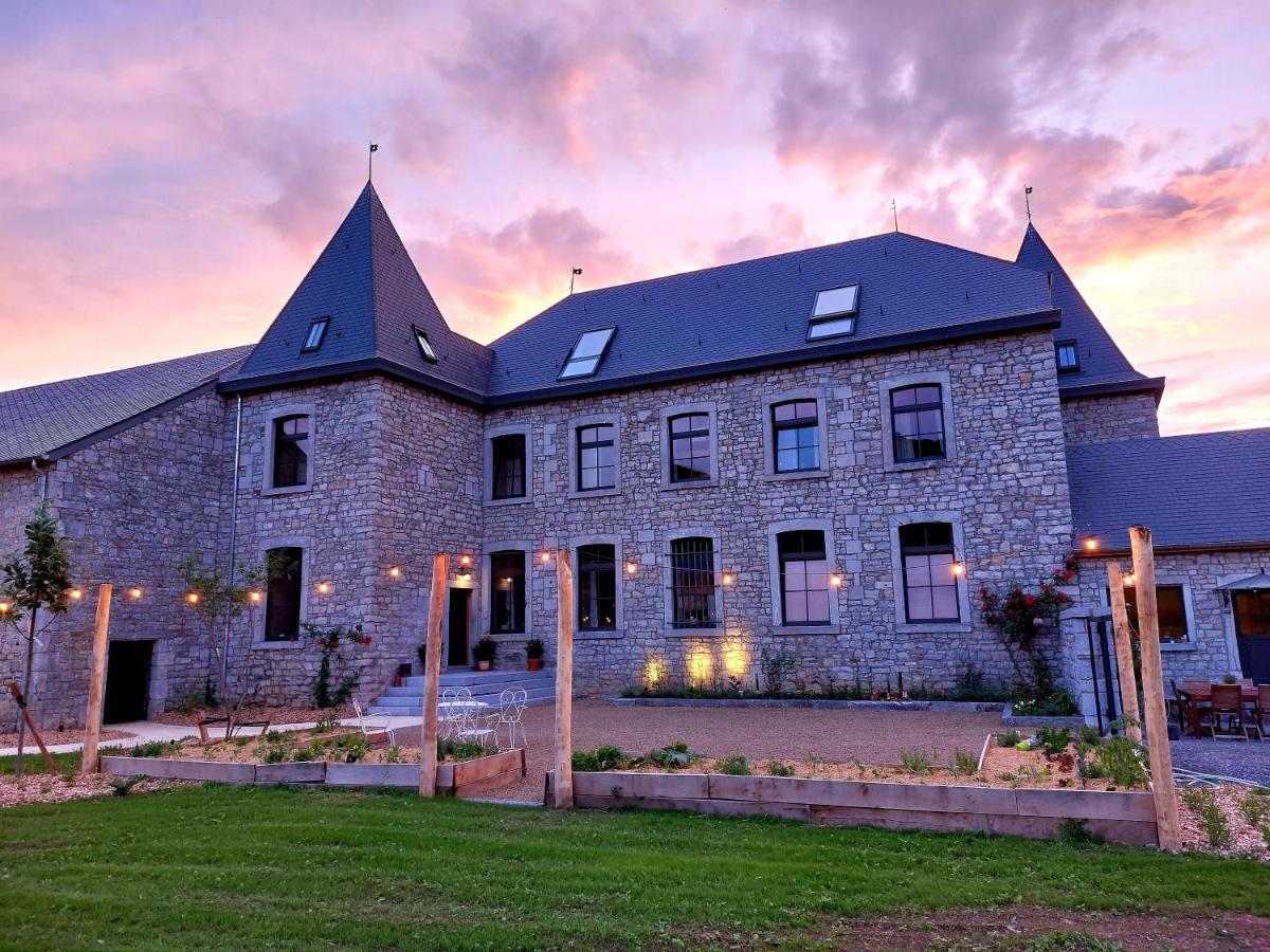 Les Suites De Petit Bomal Дюрбюи Экстерьер фото